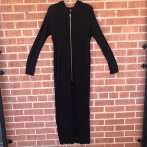 Long black, long sleeved duster with front zipper
